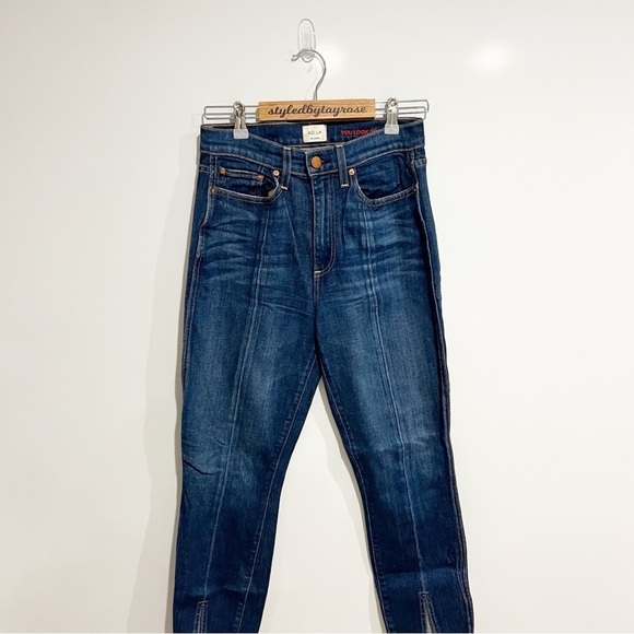 Alice + Olivia Good High Rise Jean With Front Slit - Picture 4 of 10